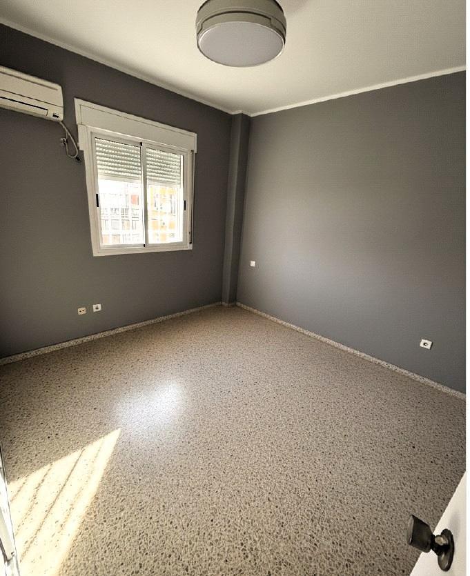 Flat for Sale in Sevilla