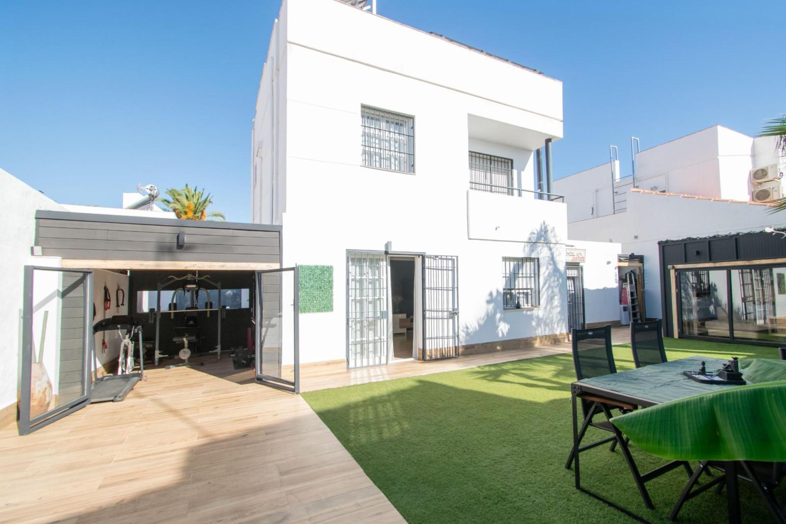 Chalet en Venta en Bormujos