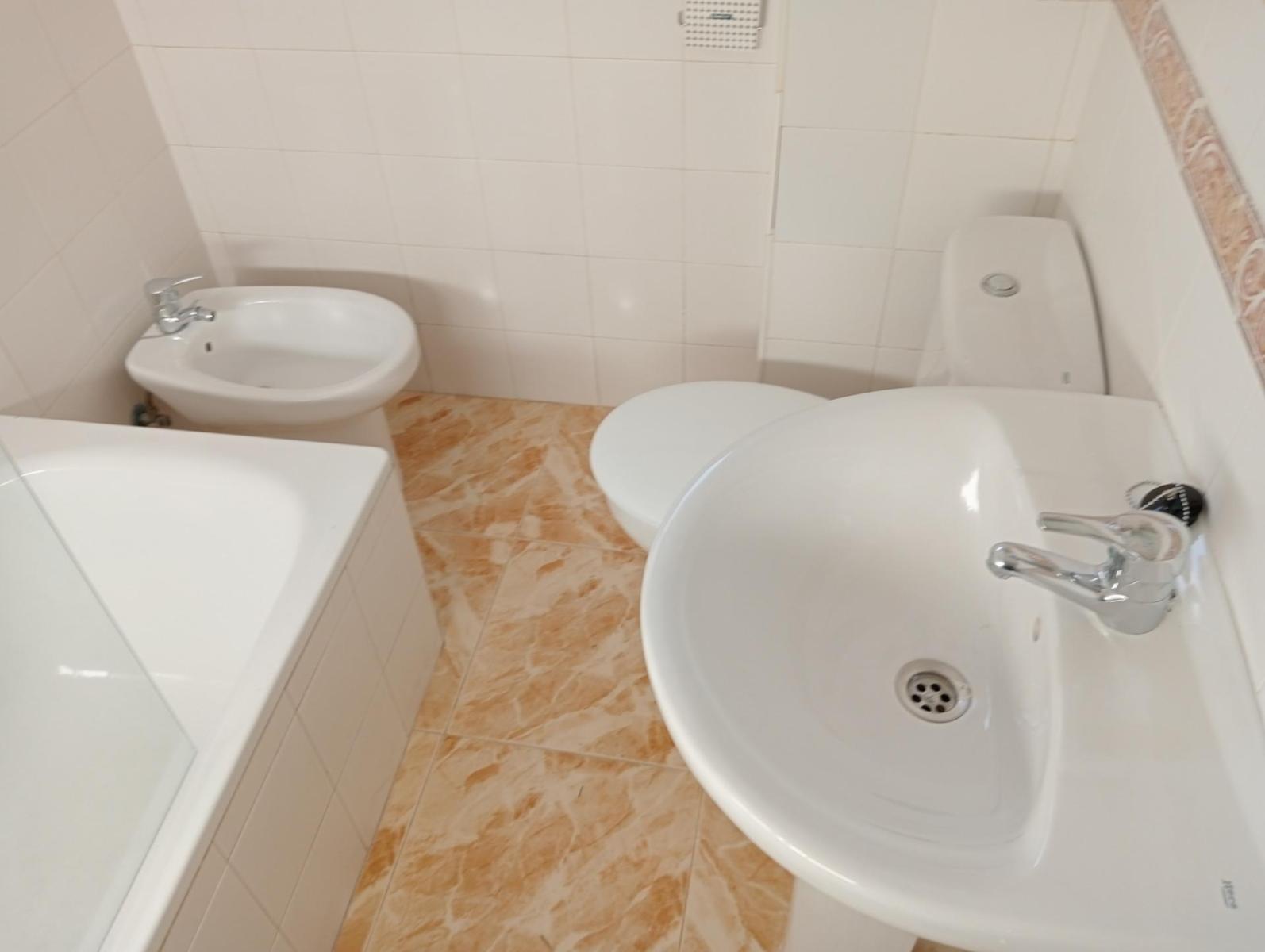 Flat for Rent in Sevilla
