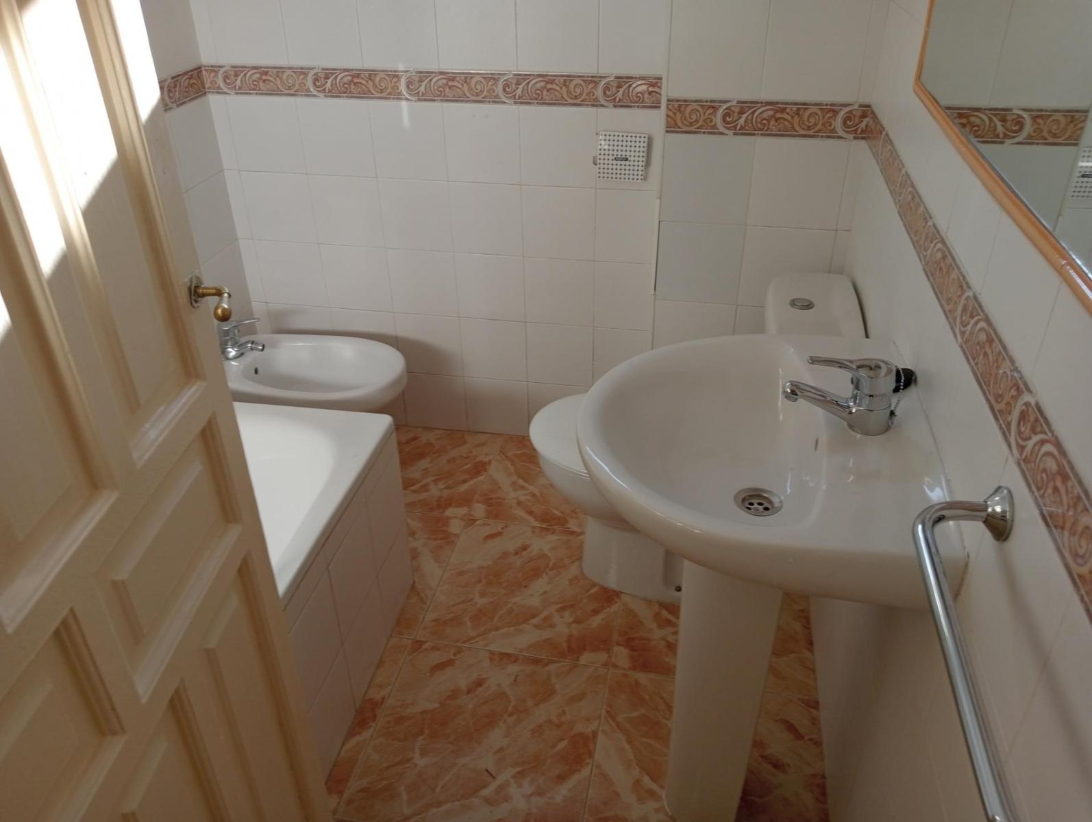 Flat for Rent in Sevilla
