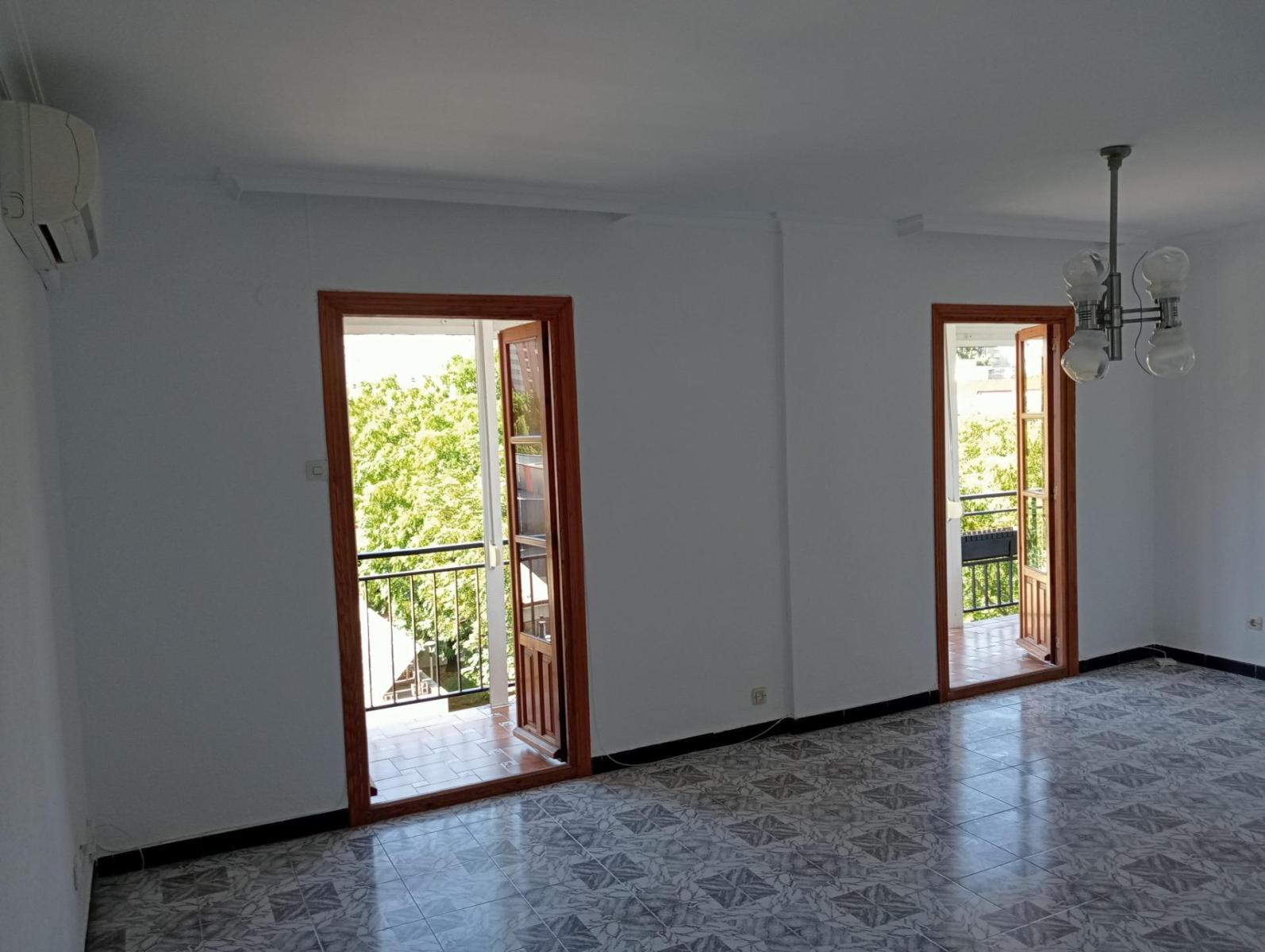 Flat for Rent in Sevilla