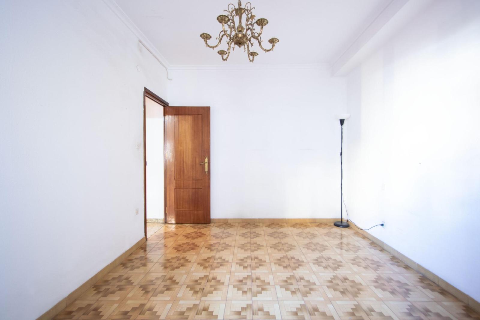Flat for Sale in Sevilla