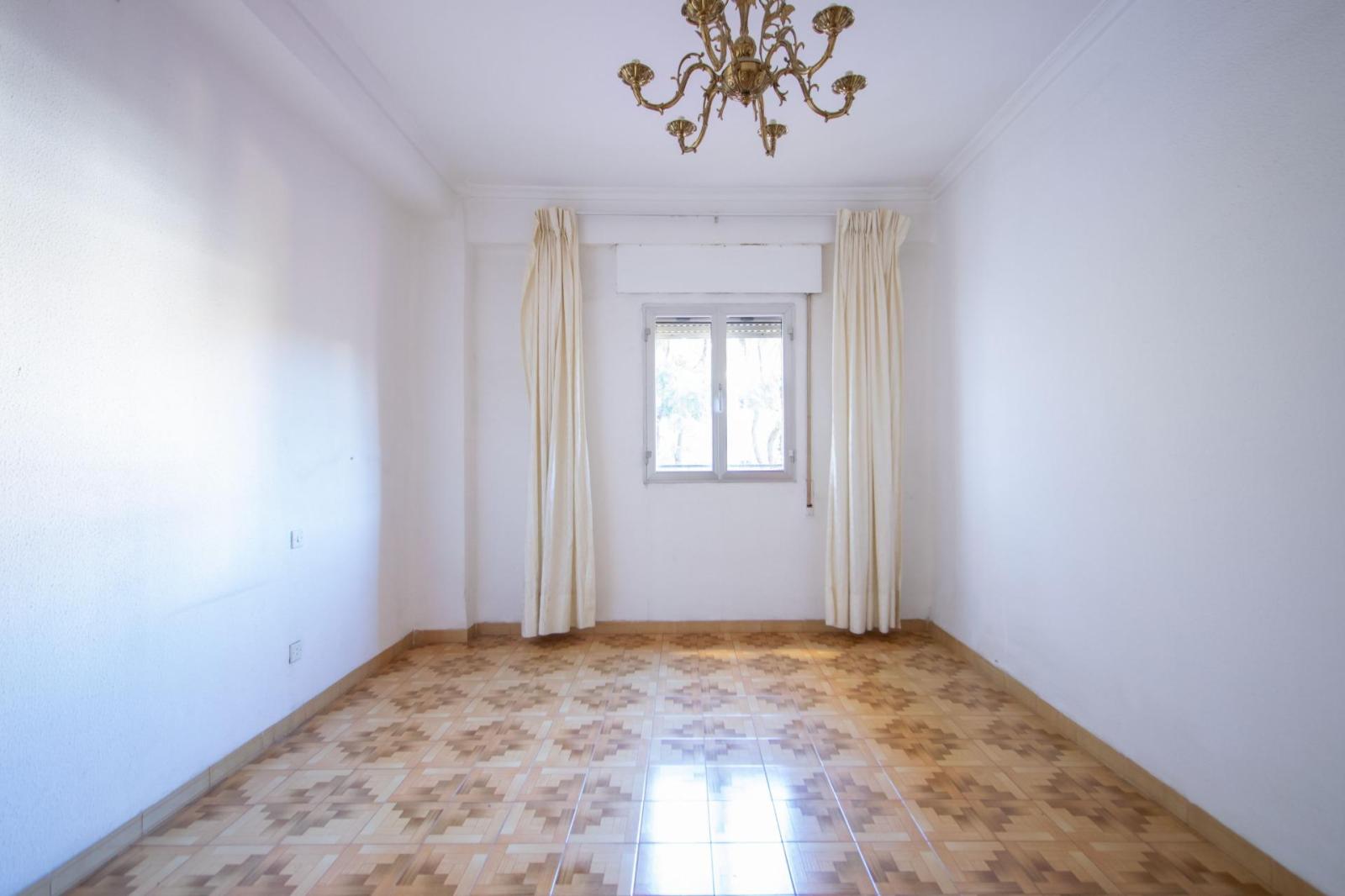 Flat for Sale in Sevilla