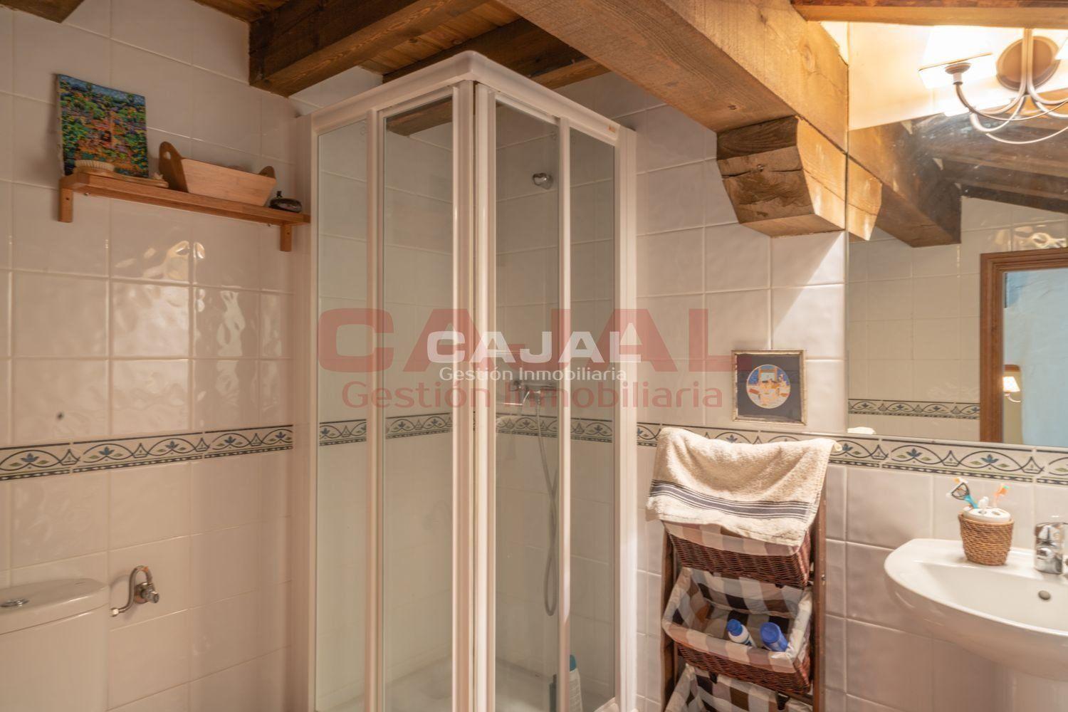Duplex for Sale in Grajera