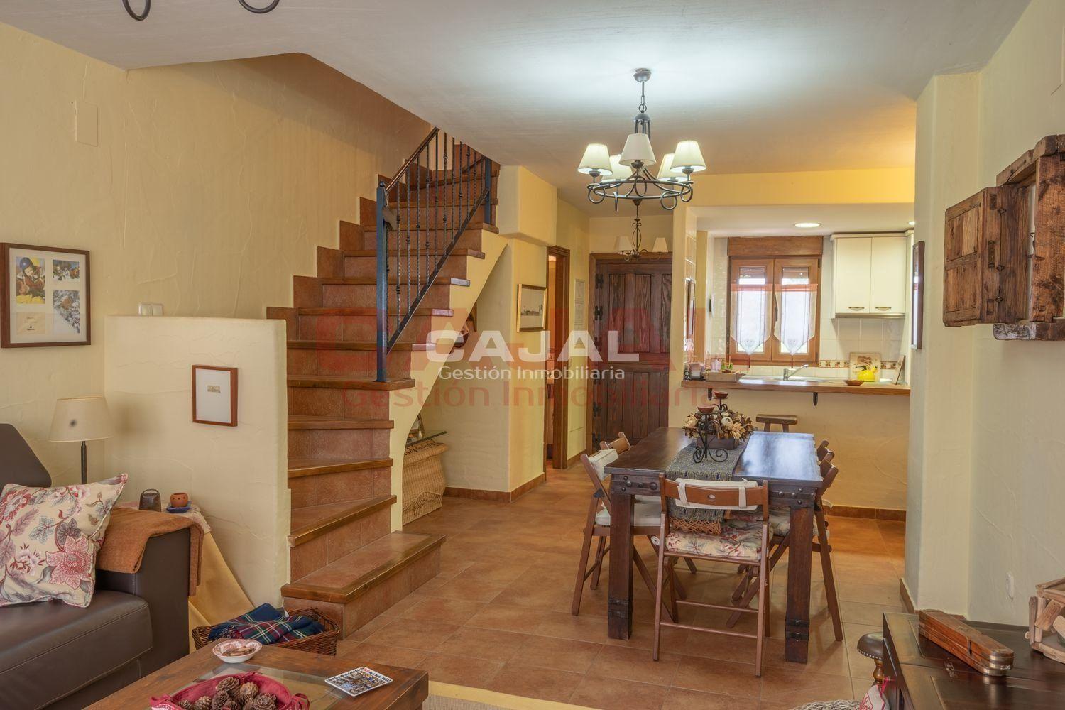 Duplex for Sale in Grajera