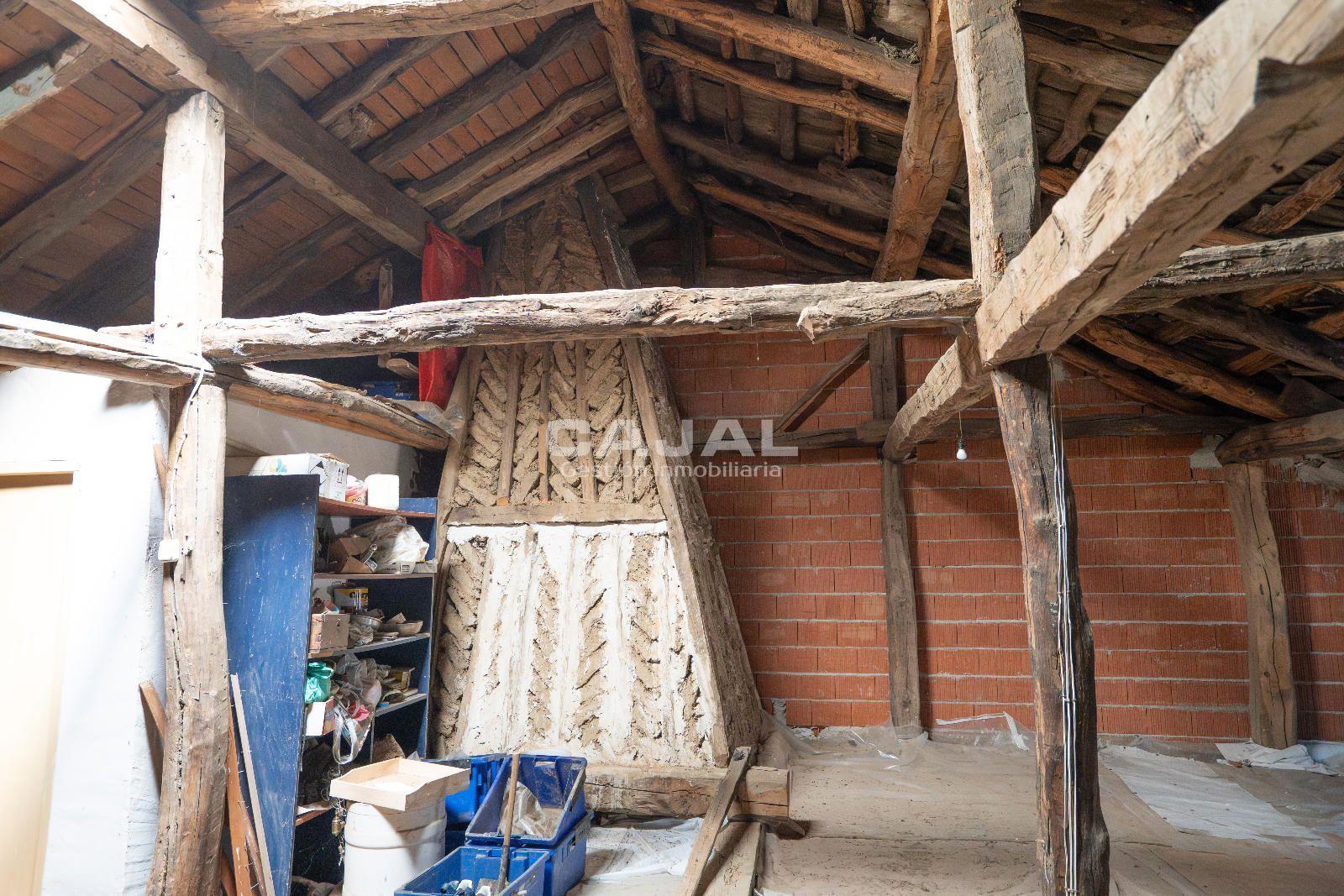 House for Sale in Riaza