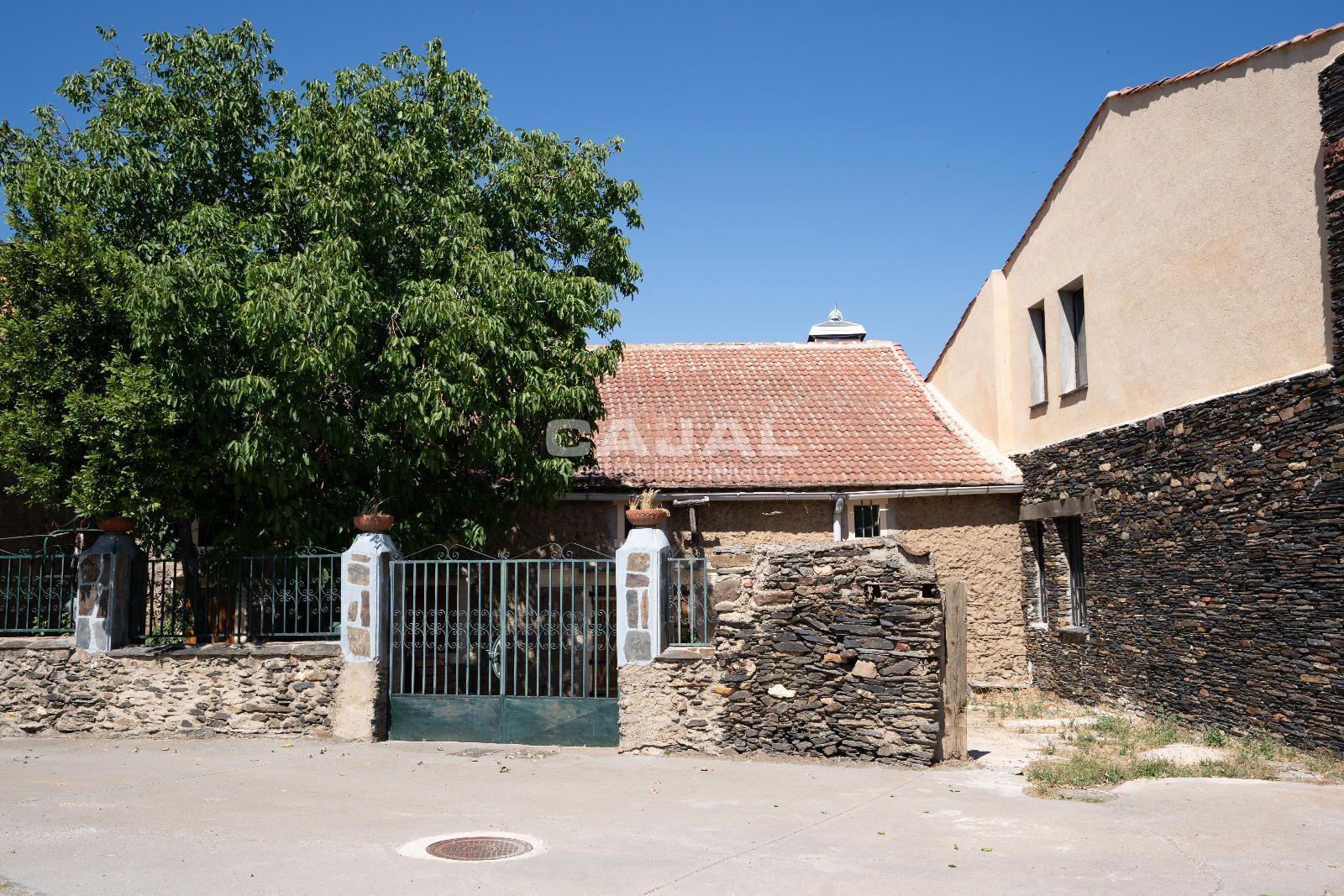 House for Sale in Riaza