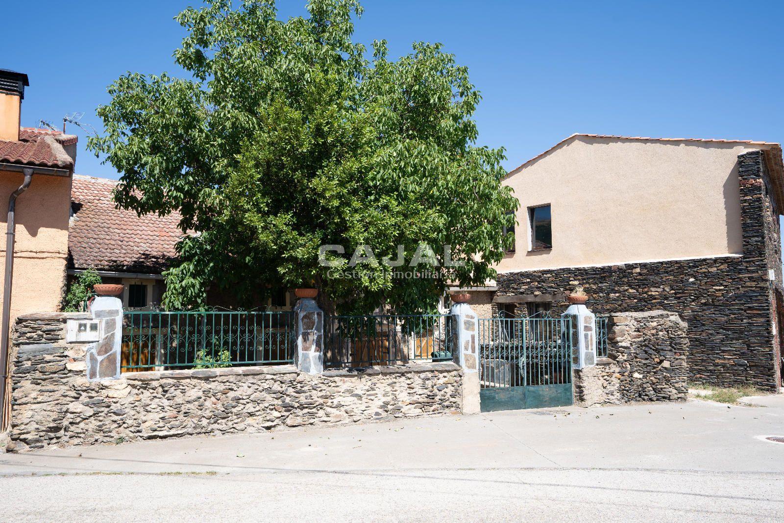 House for Sale in Riaza