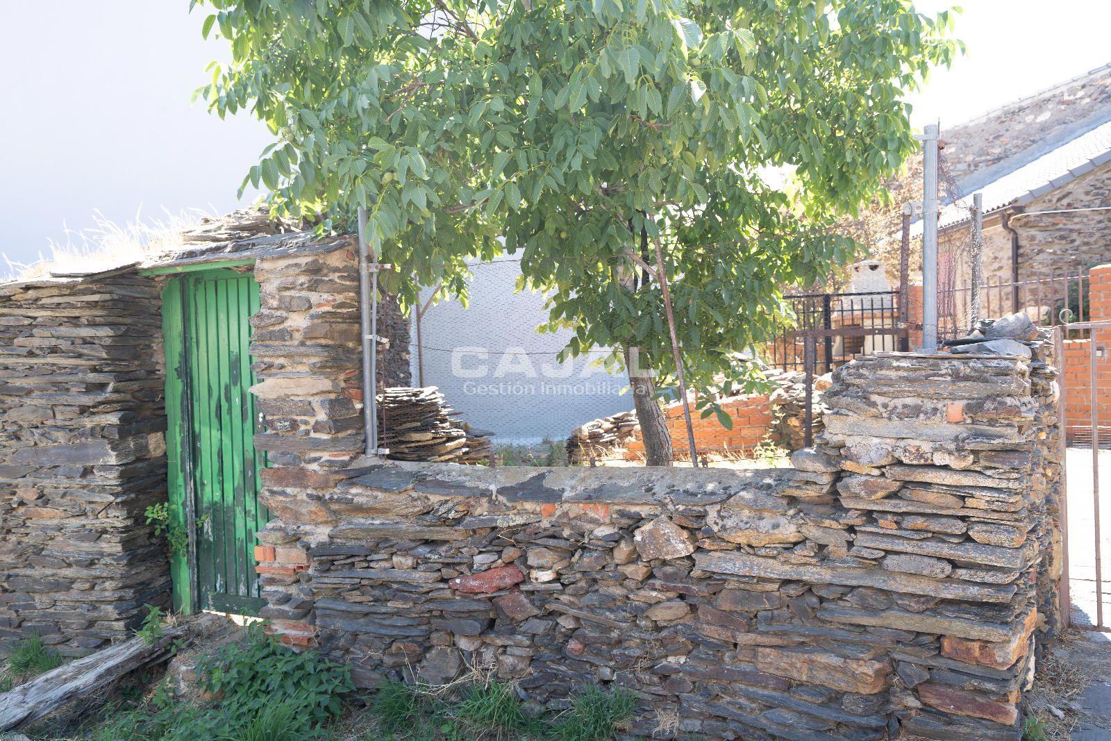 House for Sale in Riaza