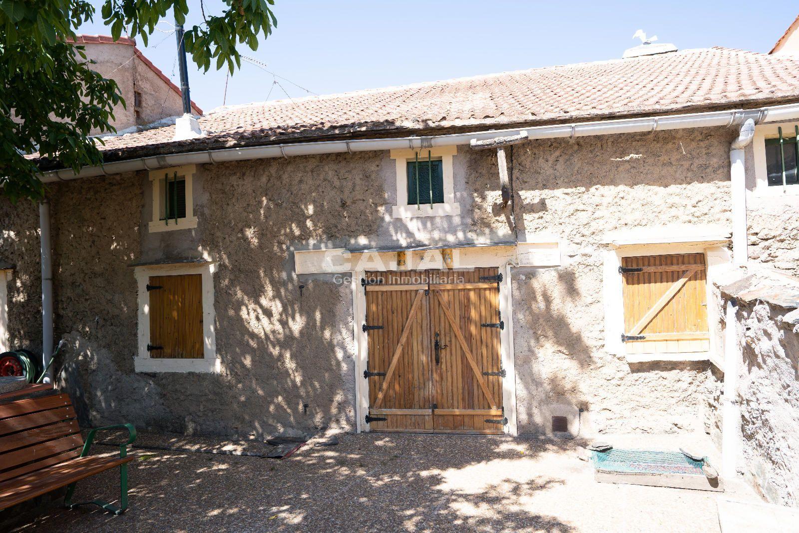 House for Sale in Riaza
