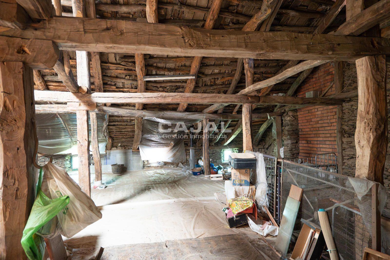 House for Sale in Riaza