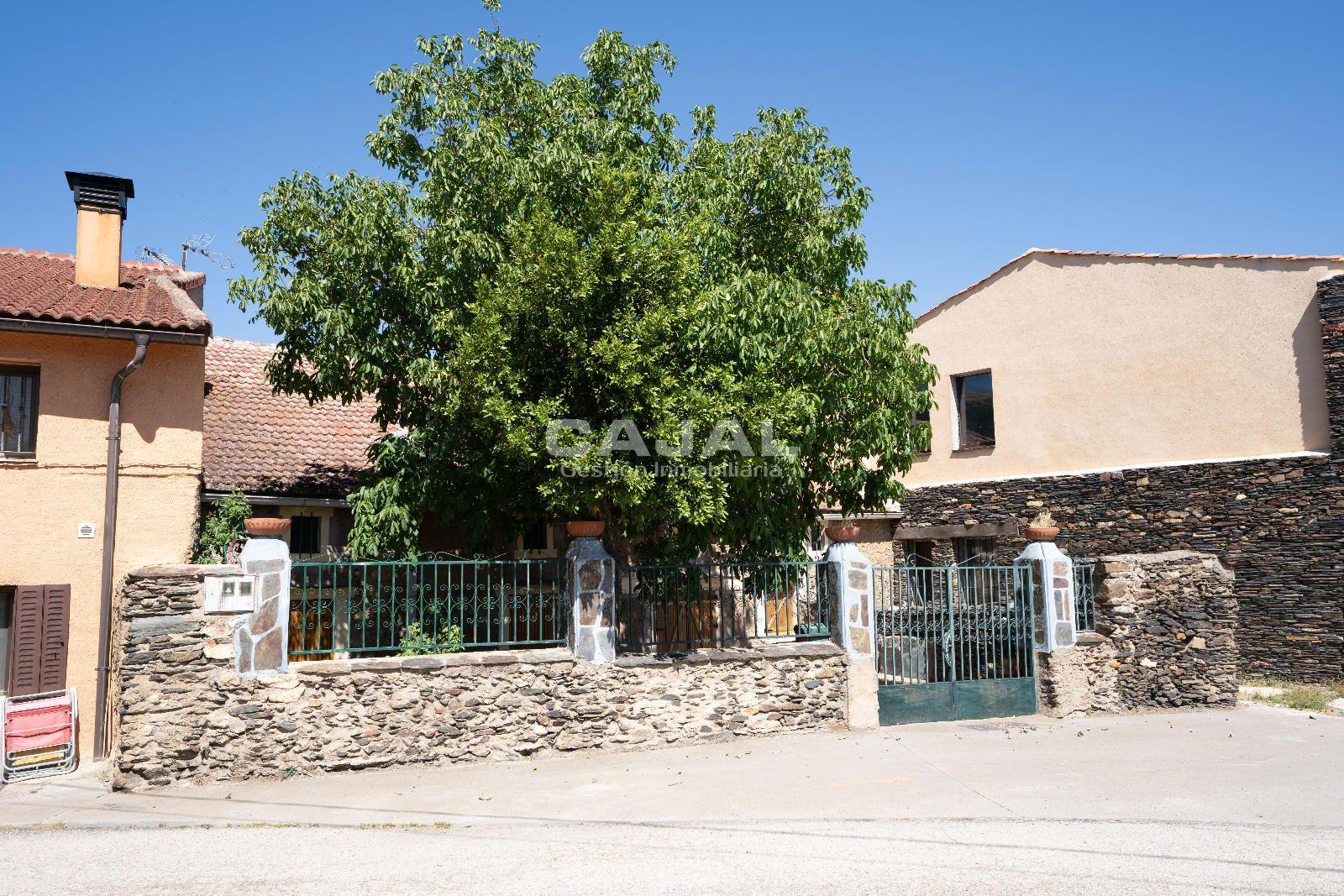 House for Sale in Riaza
