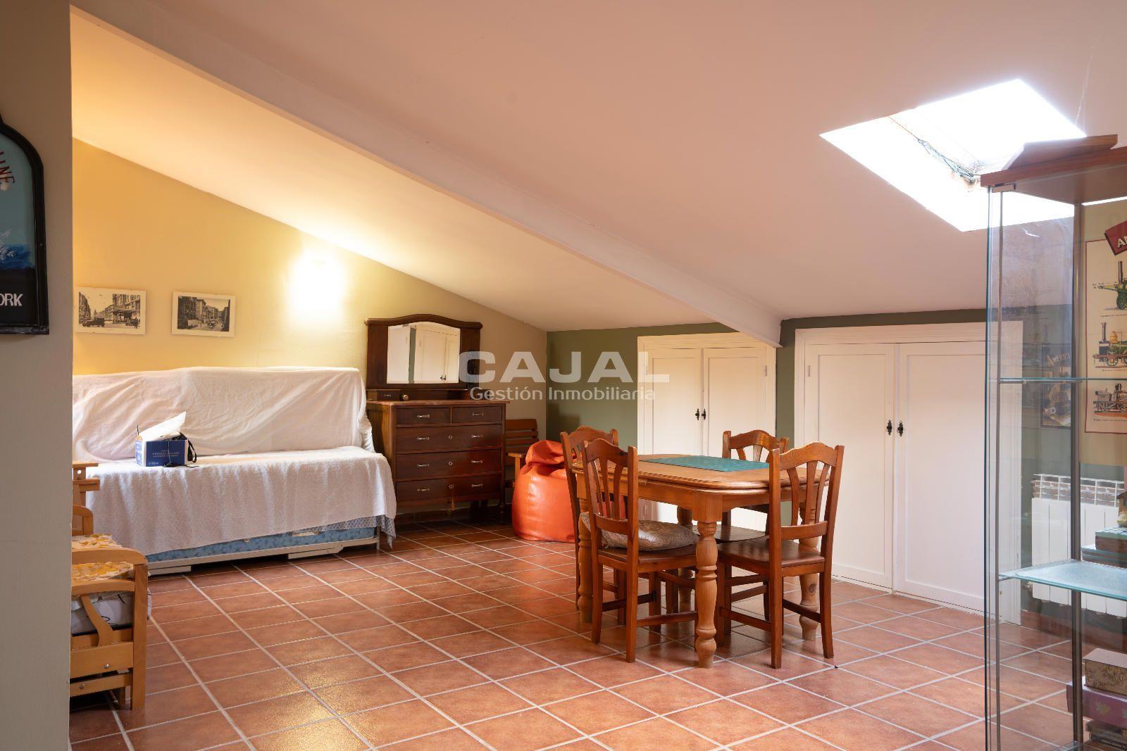 Chalet for Sale in Fresno de Cantespino