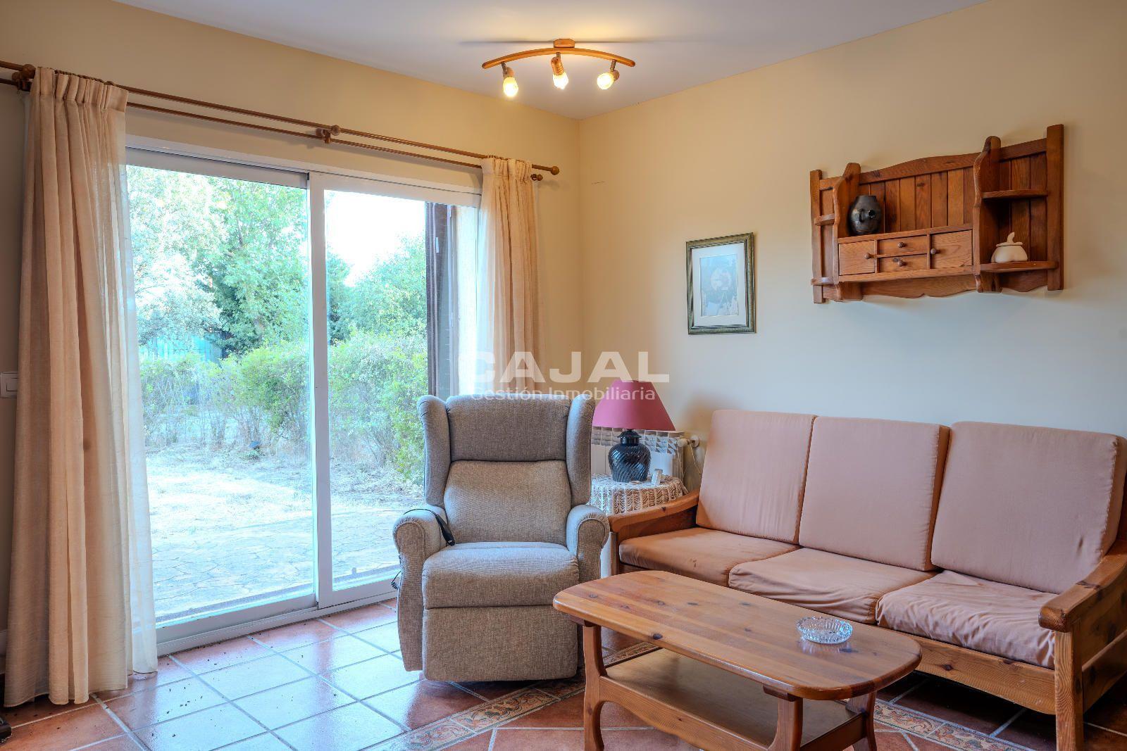 Chalet for Sale in Fresno de Cantespino