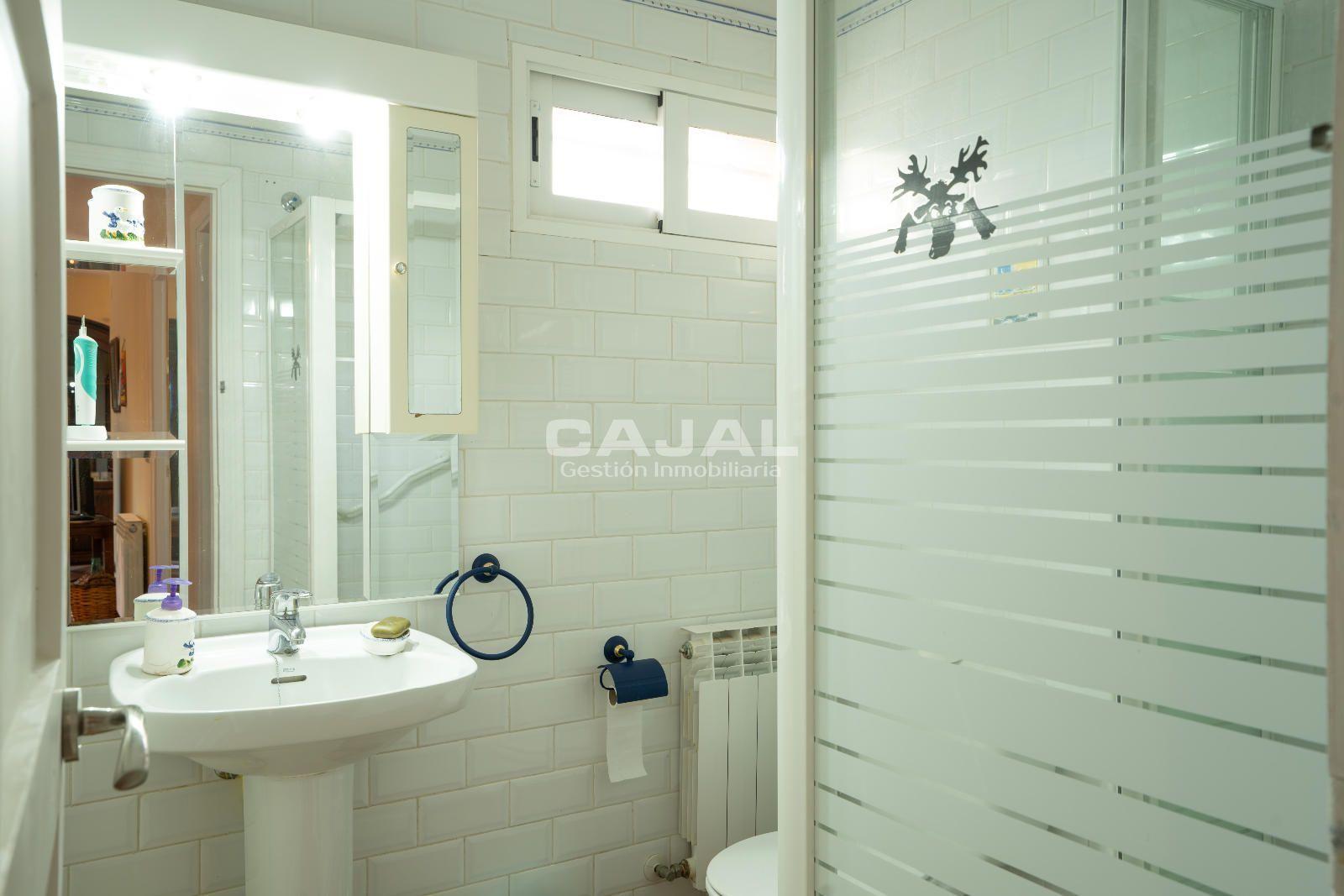 Chalet for Sale in Fresno de Cantespino