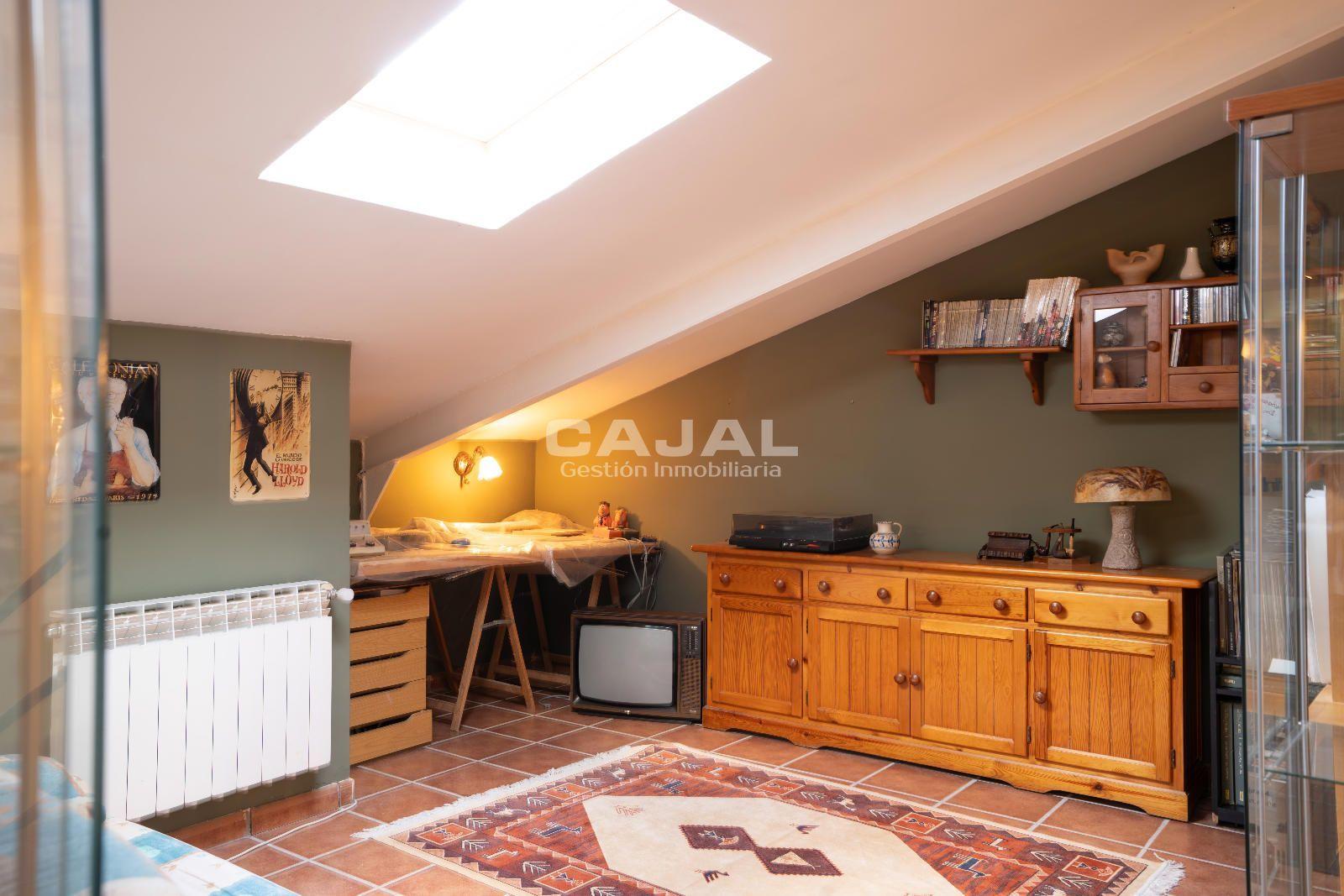 Chalet for Sale in Fresno de Cantespino