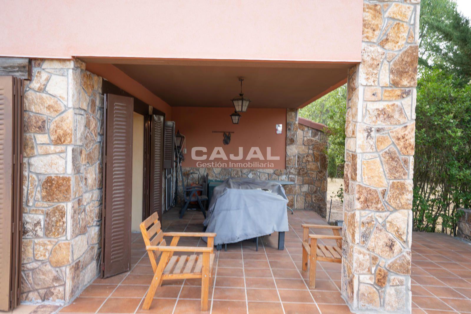 Chalet for Sale in Fresno de Cantespino