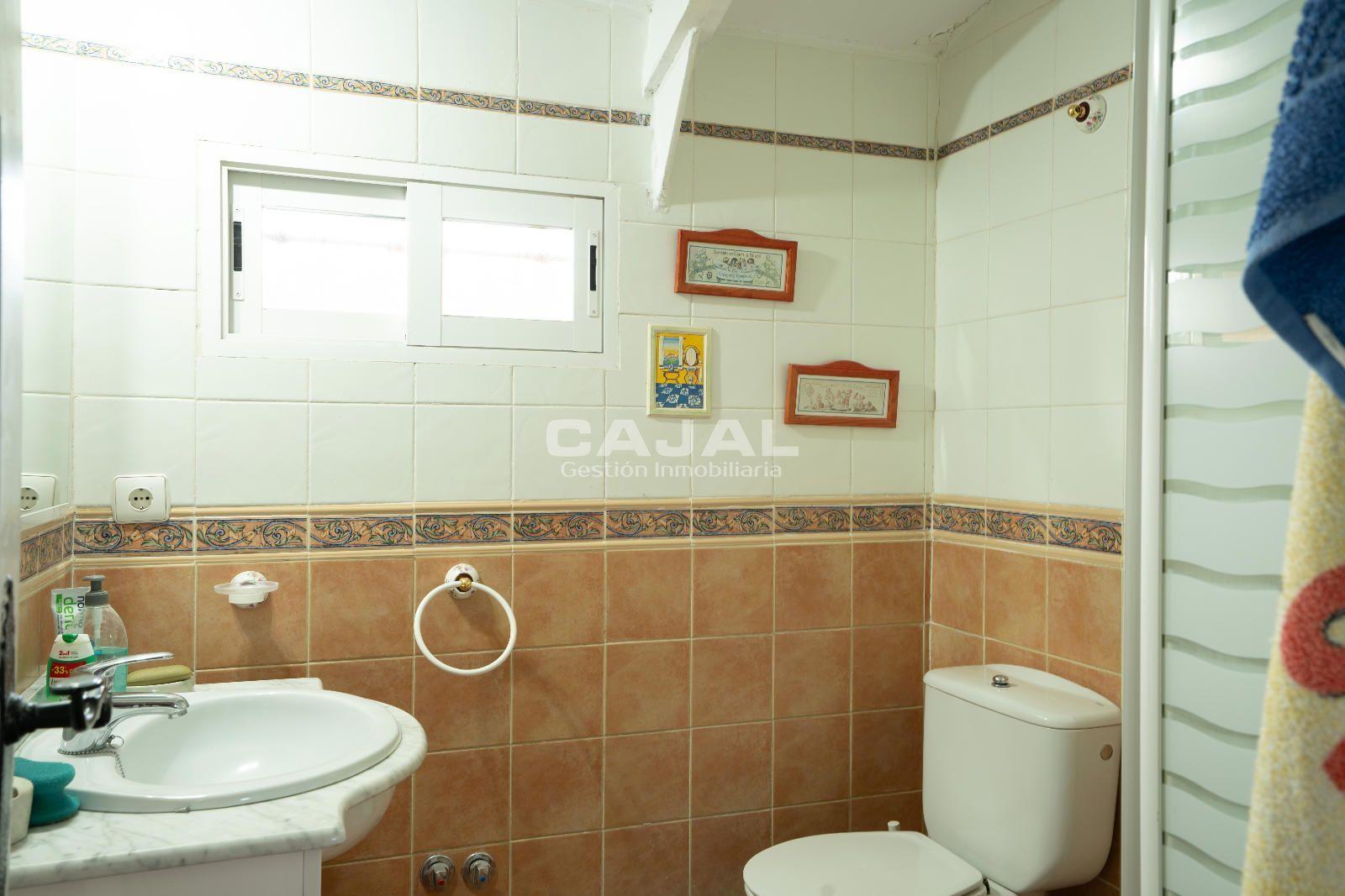 Chalet for Sale in Fresno de Cantespino