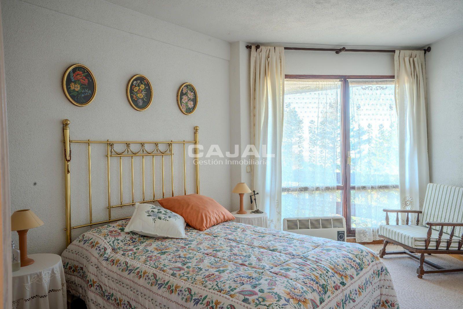 Flat for Sale in Cerezo de Arriba
