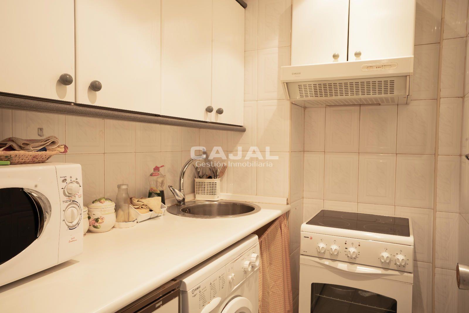 Flat for Sale in Cerezo de Arriba