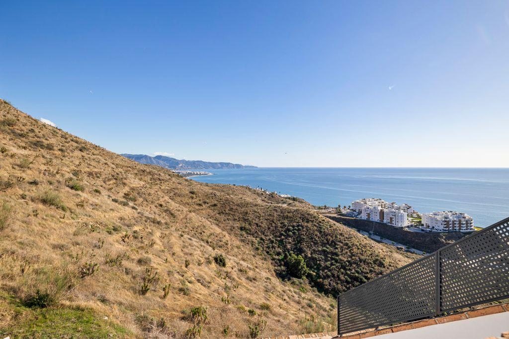 Adosado en Venta en Torrox