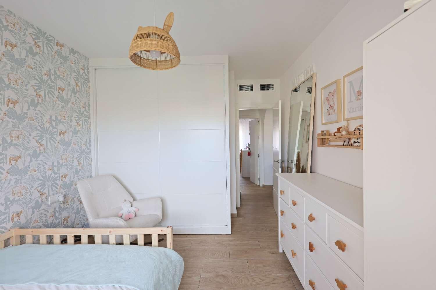 Semi-detached House for Sale in Torrox