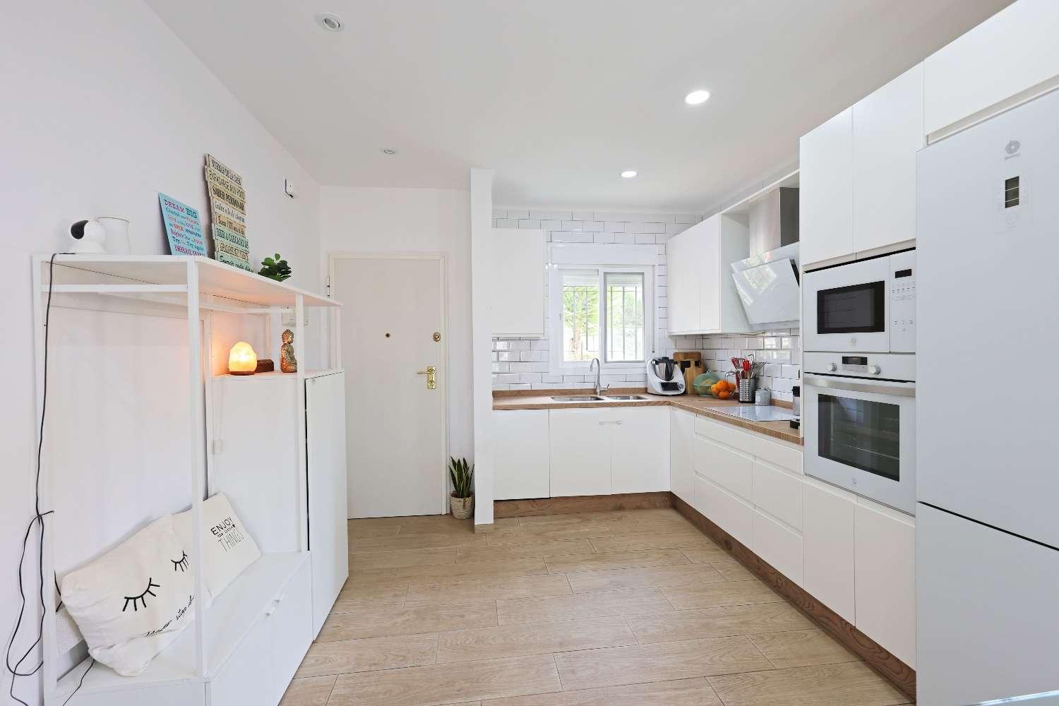 Semi-detached House for Sale in Torrox