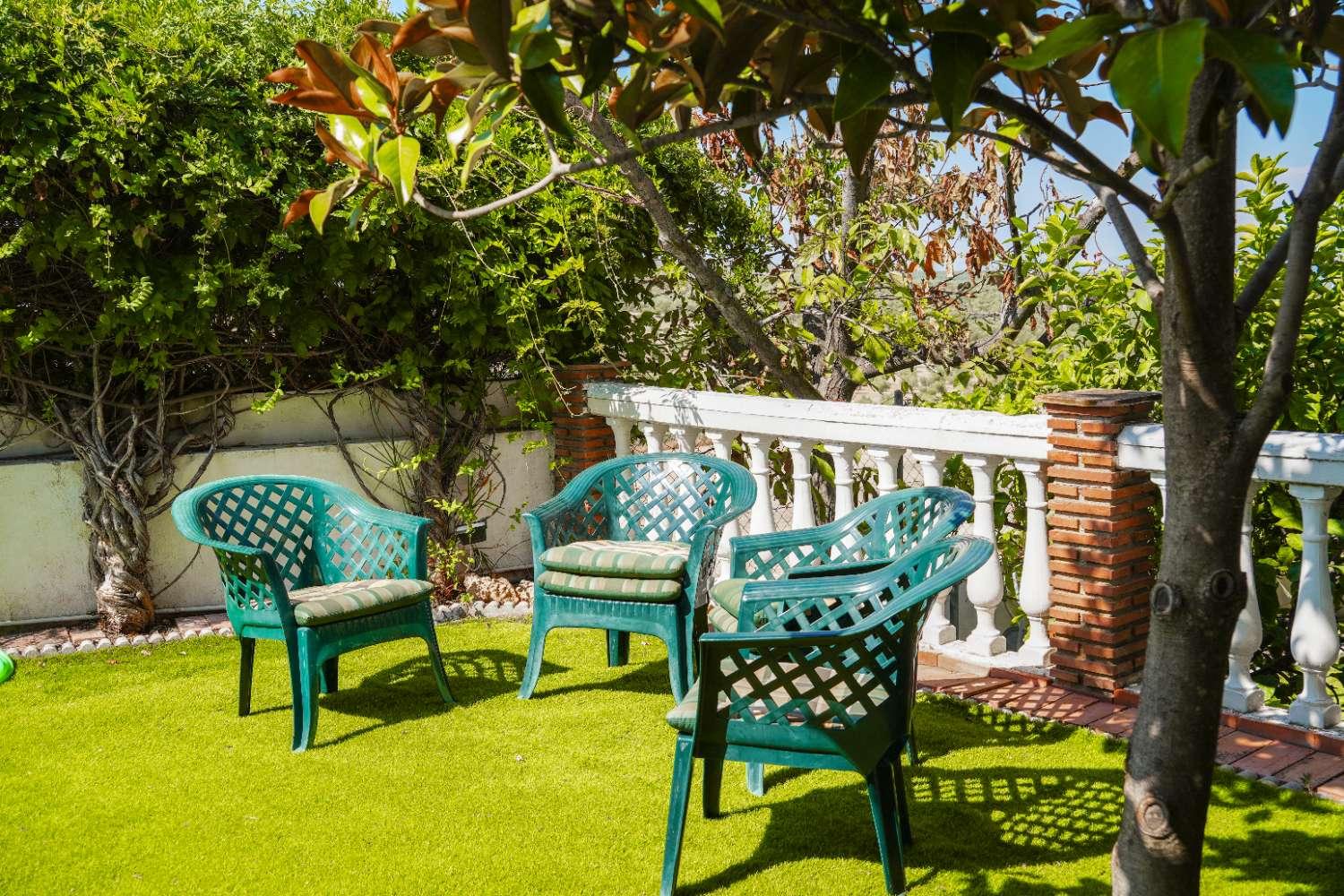 Villa for Sale in Cúllar Vega