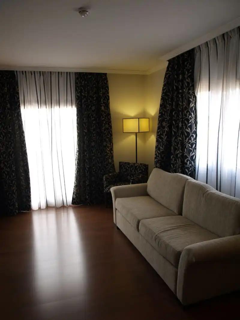Hotel en Venta en Villarrubia de Santiago