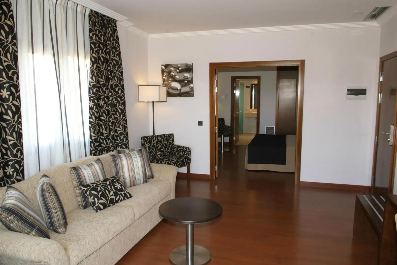 Hotel en Venta en Villarrubia de Santiago