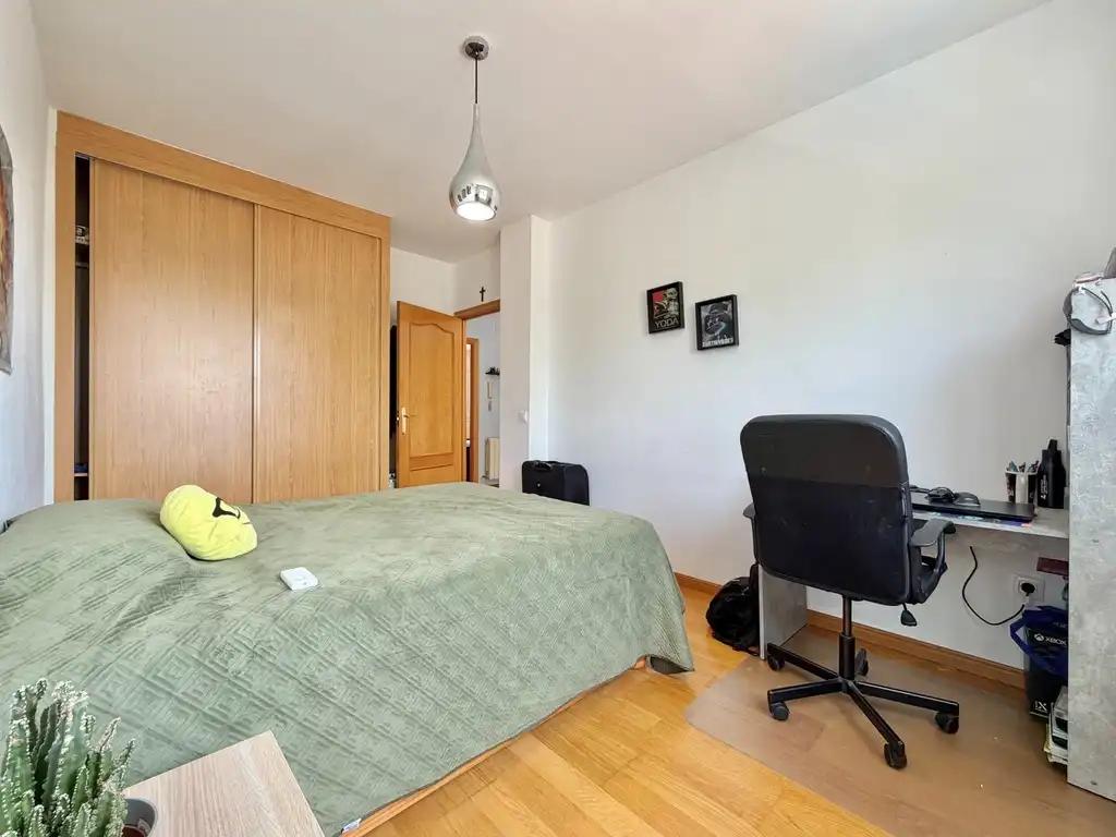 Semi-detached House for Sale in Ugena