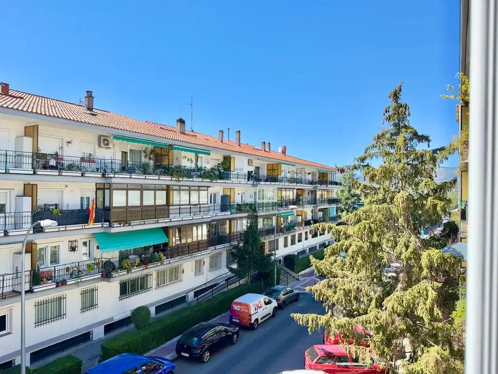 Flat for Sale in Collado Villalba