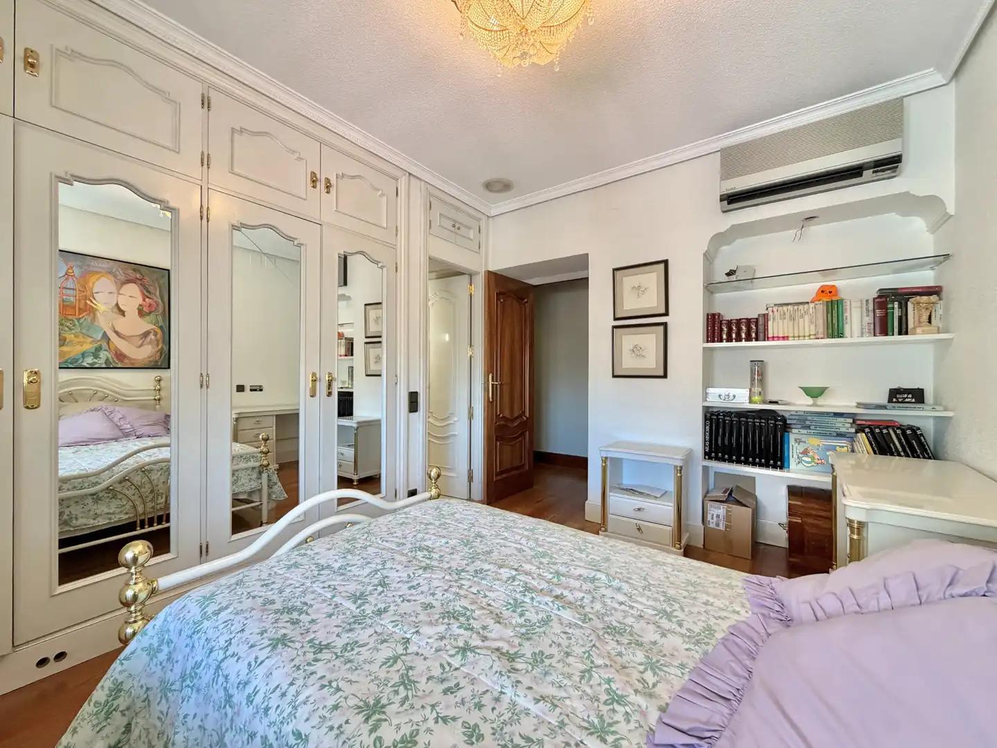 Flat for Sale in Madrid