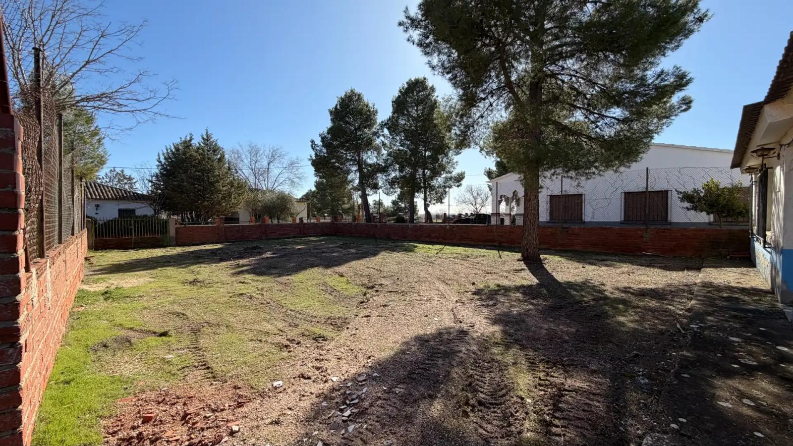 Chalet en Venta en Villafranca de los Caballeros