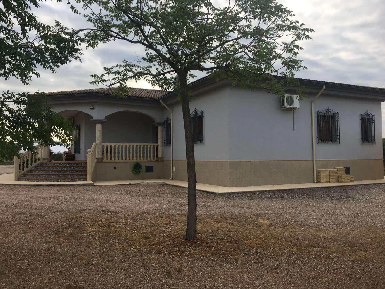 Casa en Venta en Andújar