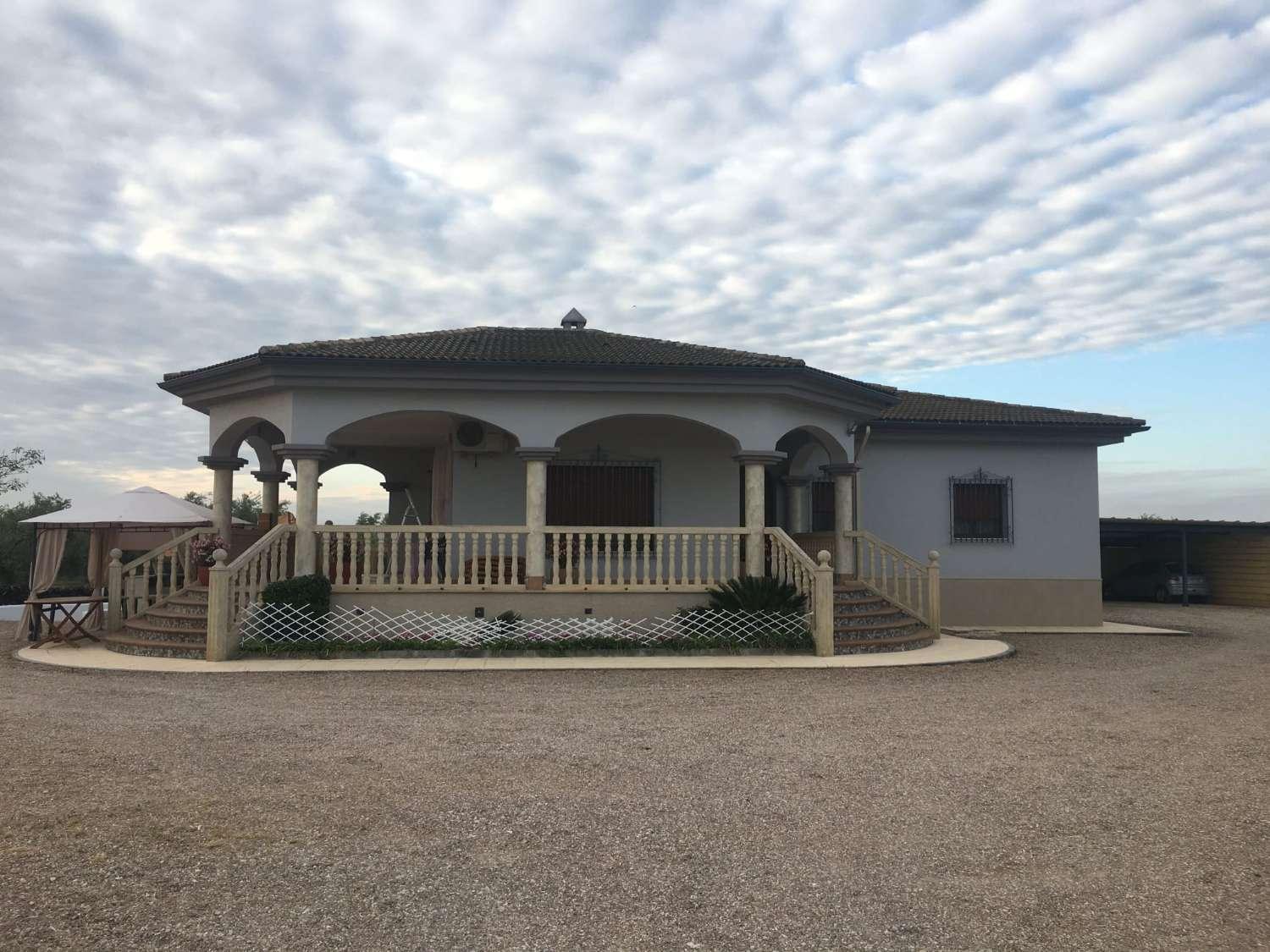 Casa en Venta en Andújar
