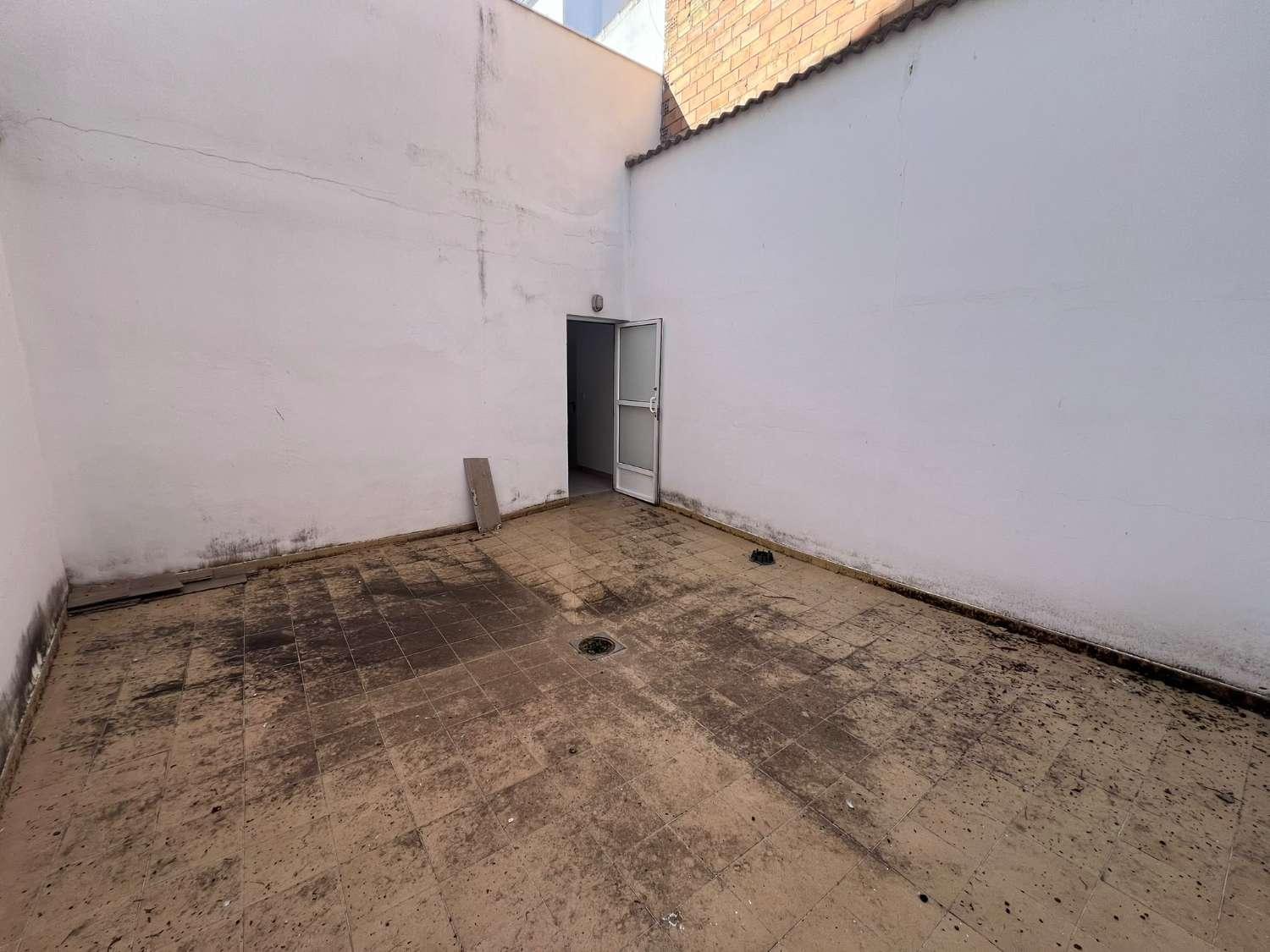 Flat for Sale in Andújar