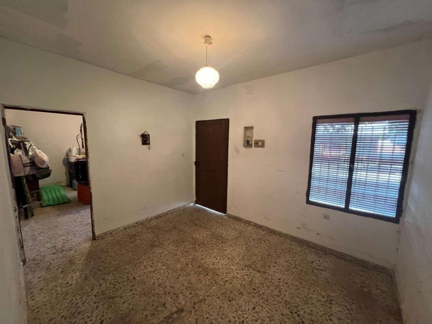 Flat for Sale in Andújar