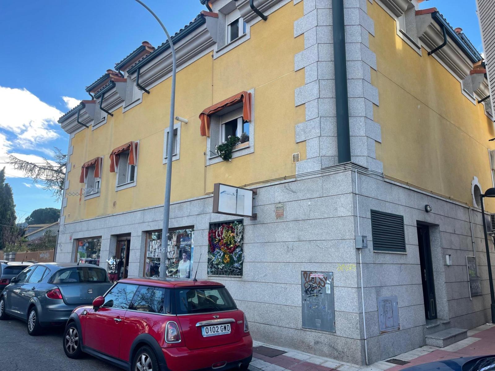 Premise for Sale in Moralzarzal