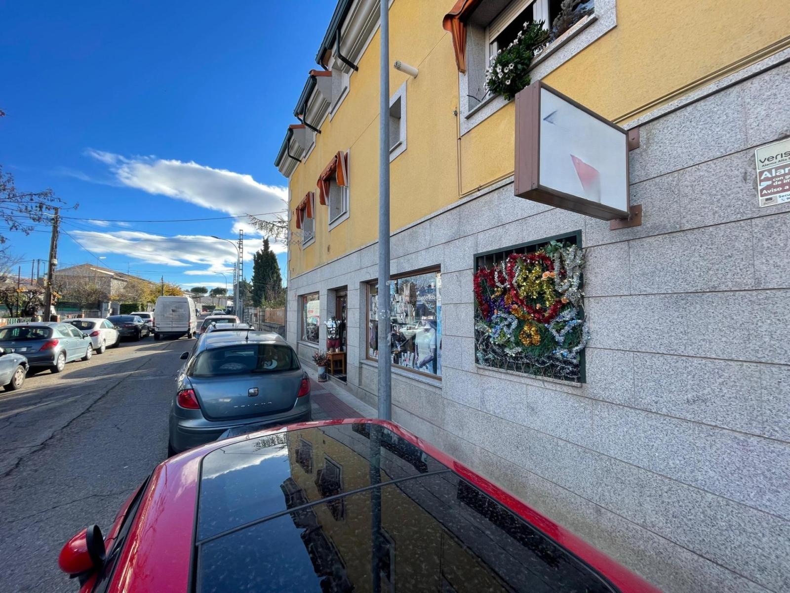 Premise for Sale in Moralzarzal
