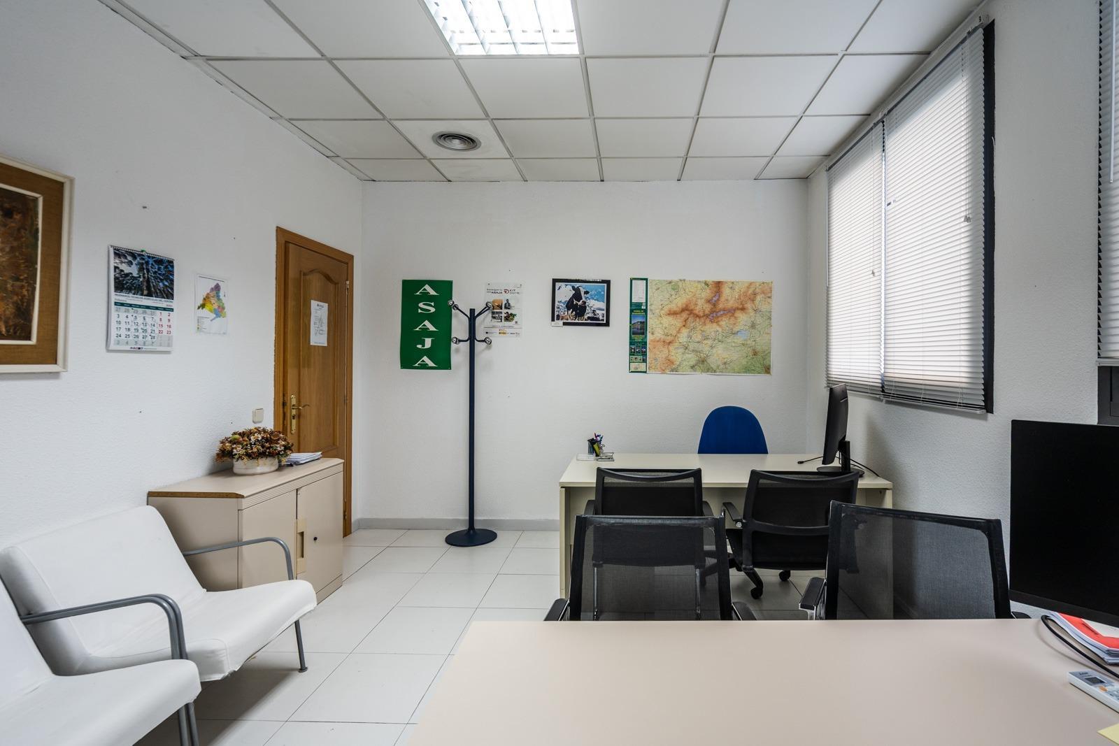 Industrial Unit for Sale in Colmenar Viejo