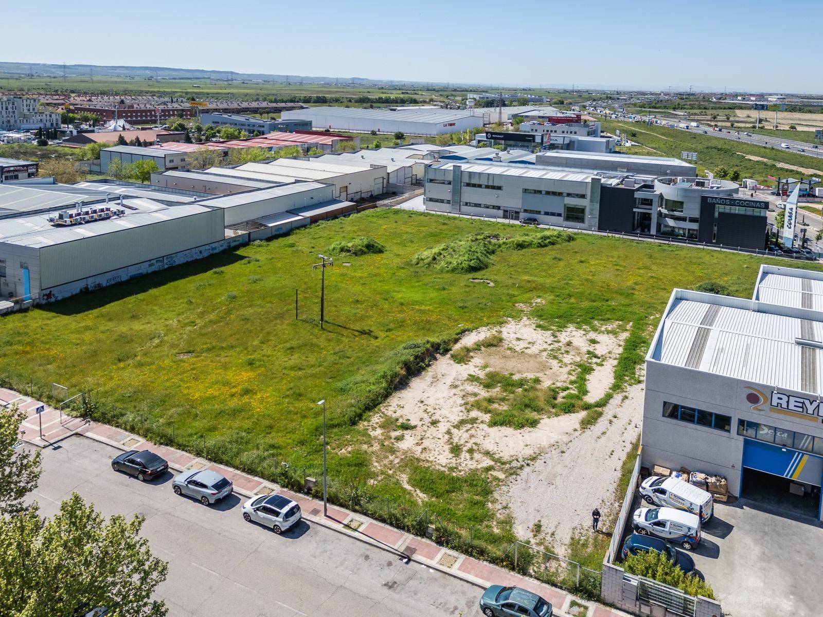 Plot for Sale in Parla