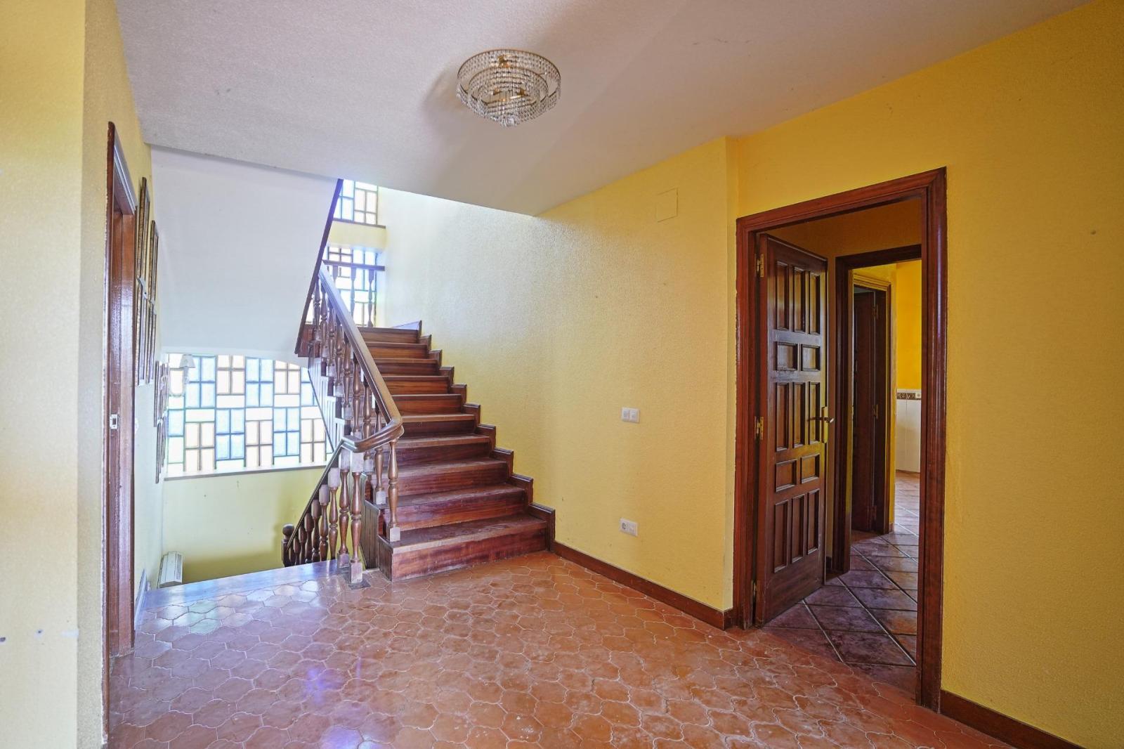 Chalet for Sale in Topas
