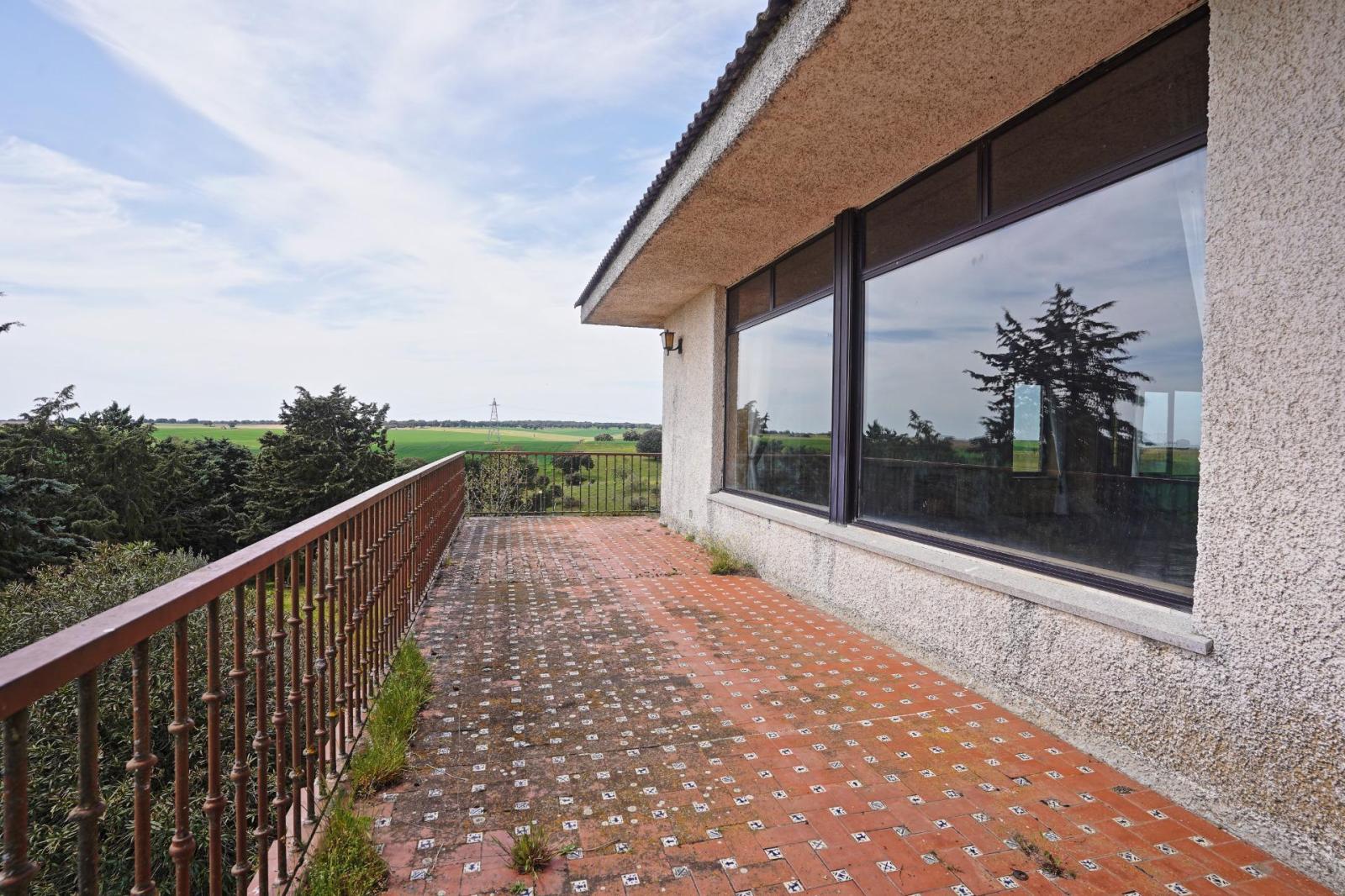 Chalet for Sale in Topas