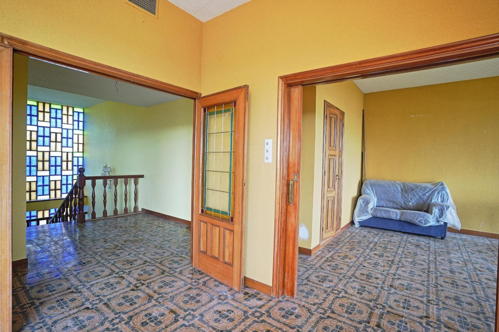 Chalet for Sale in Topas