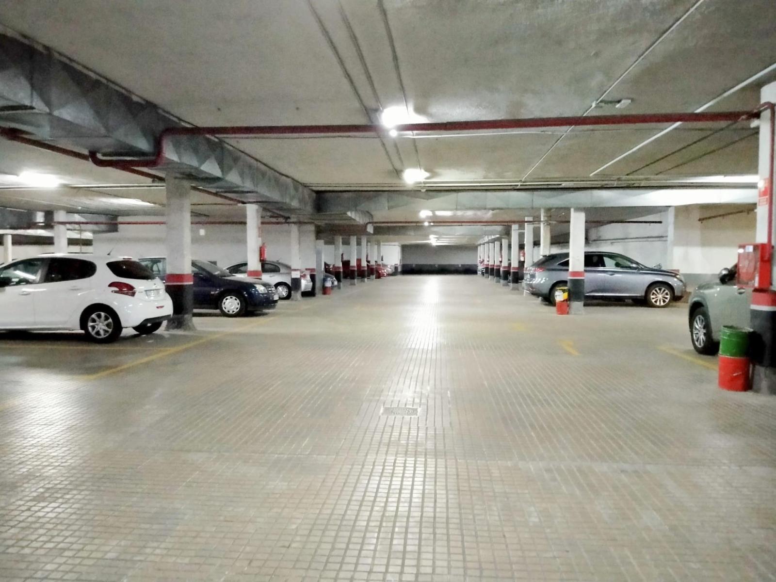 Garage for Sale in Madrid