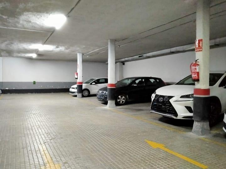 Garage for Sale in Madrid