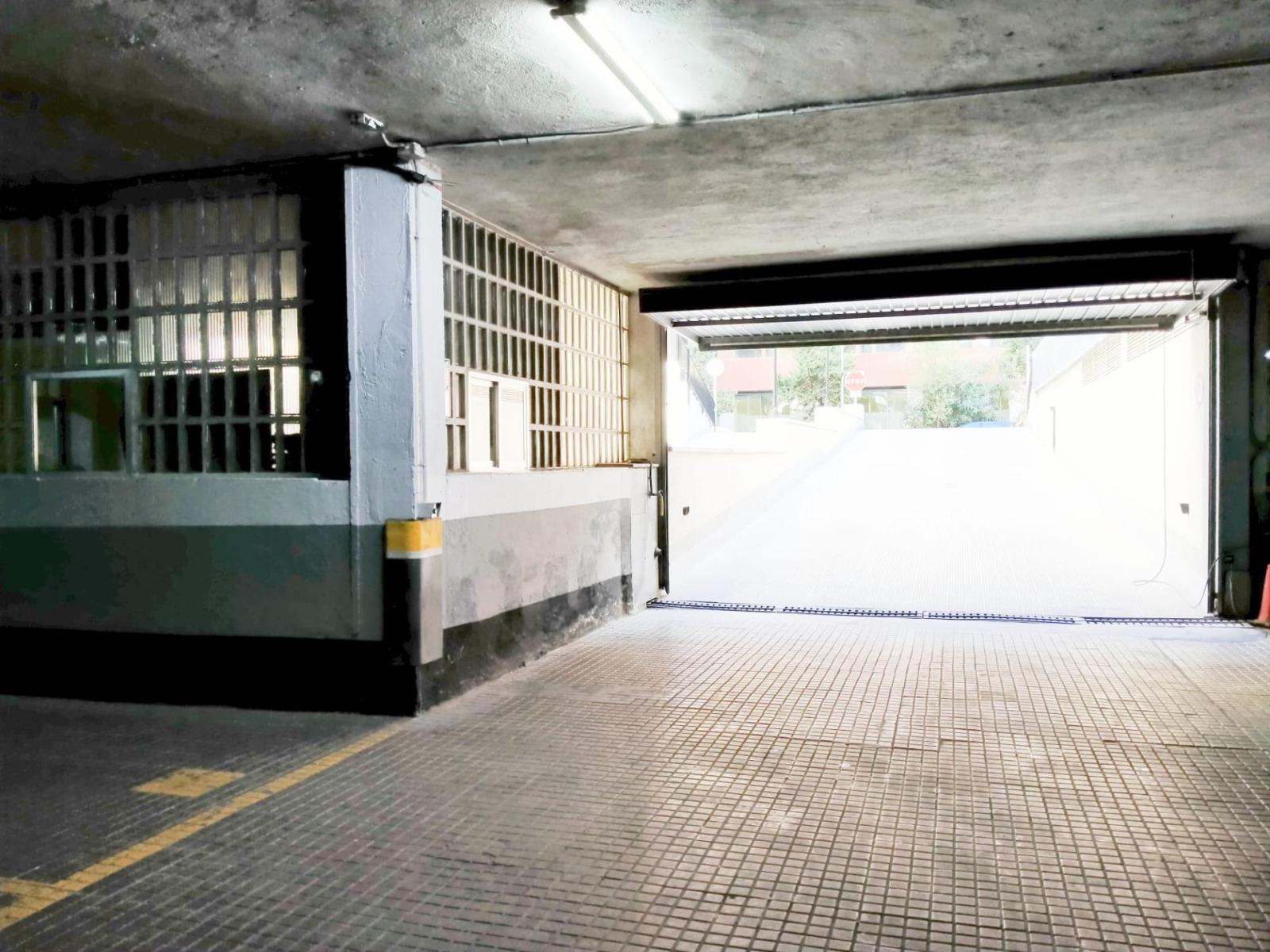 Garage for Sale in Madrid