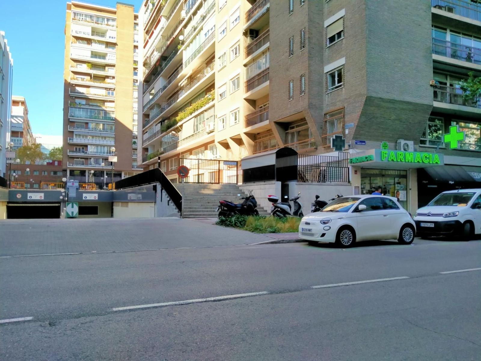 Garage for Sale in Madrid