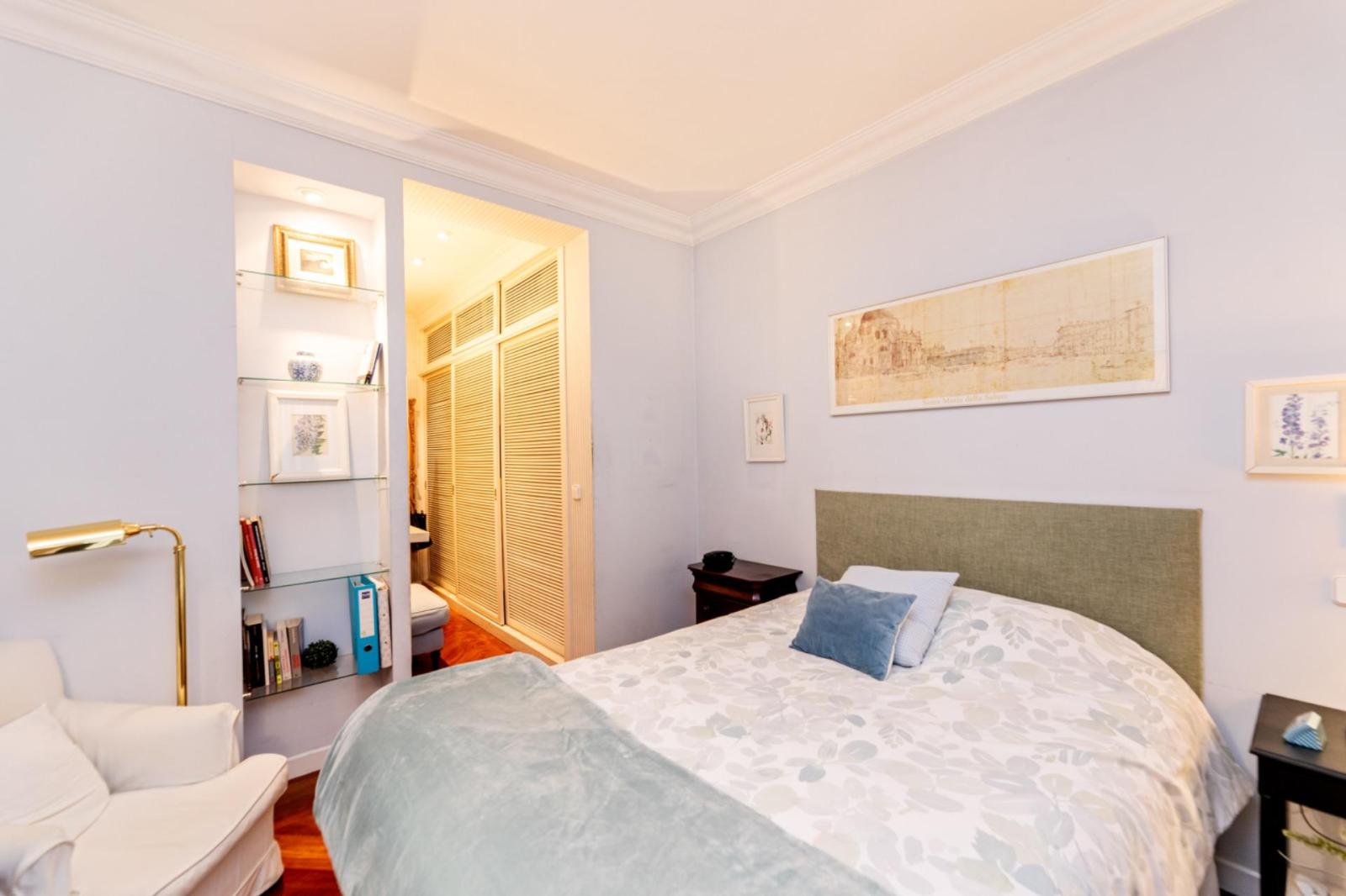 Flat for Sale in Madrid